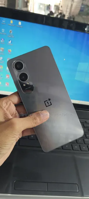 ওয়ানপ্লাস নর্ড সিই৪ লাইট ২৫৬ জিবি কালো