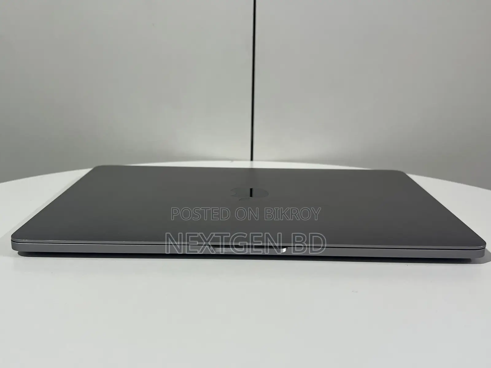 Laptop Apple MacBook Pro 2019 16GB Intel Core I5 SSD 256GB