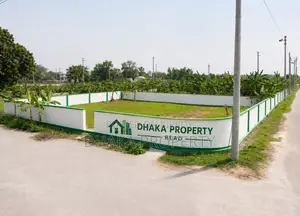 সেক্টর-১৫ এ ৫৪ ফুট রাস্তা ৩ কাঠা লেক পার্ক উত্তরমুখী