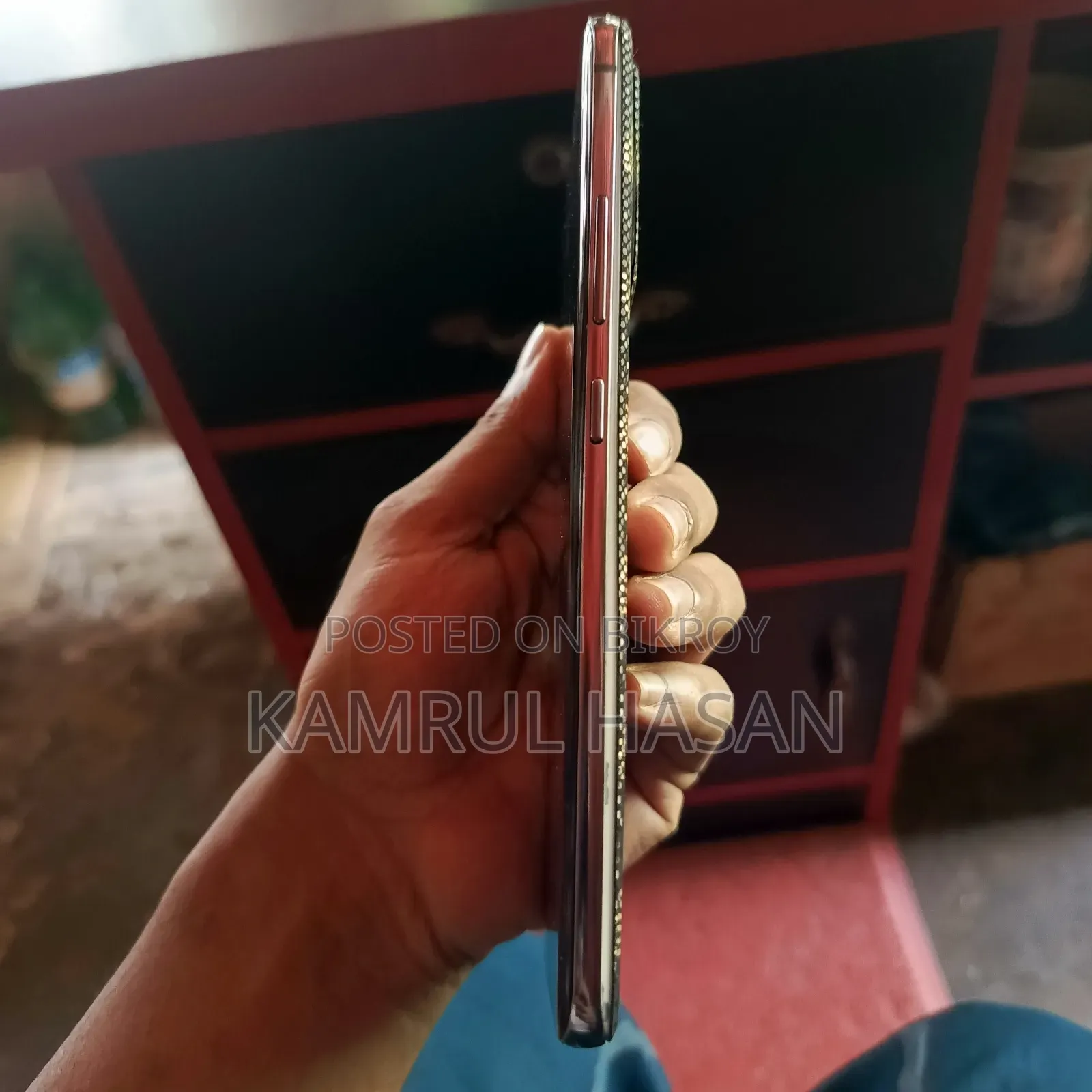 স্যামসাং গ্যালাক্সি এ৮২ ৫জি (গ্যালাক্সি কোয়ান্টাম ২) ১২৮ জিবি গোল্ড