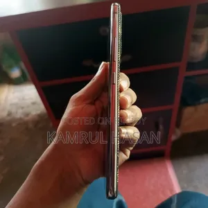 স্যামসাং গ্যালাক্সি এ৮২ ৫জি (গ্যালাক্সি কোয়ান্টাম ২) ১২৮ জিবি গোল্ড