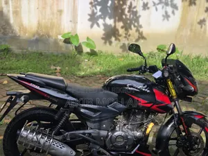 Bajaj Pulsar 150 2021 Black