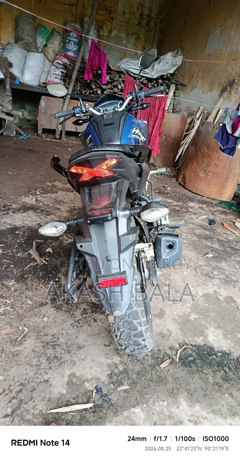 Honda Hornet 2022 Blue