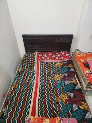 সেকেন্ড হ্যান্ড সিঙ্গেল খাট বিক্রয় হবে