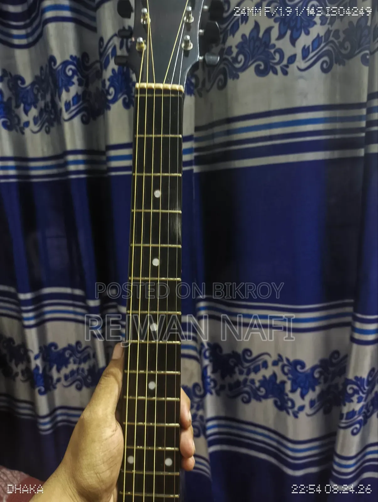 গিটার বিক্রির জন্য