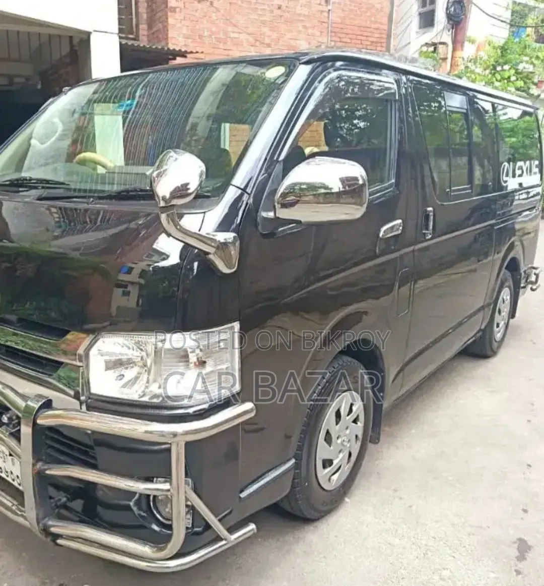 Toyota HiAce 2009 Black