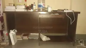 Pertex Computer & Desk Table