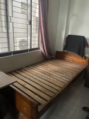 বিক্রির জন্য সিঙ্গেল কাঠের খাট