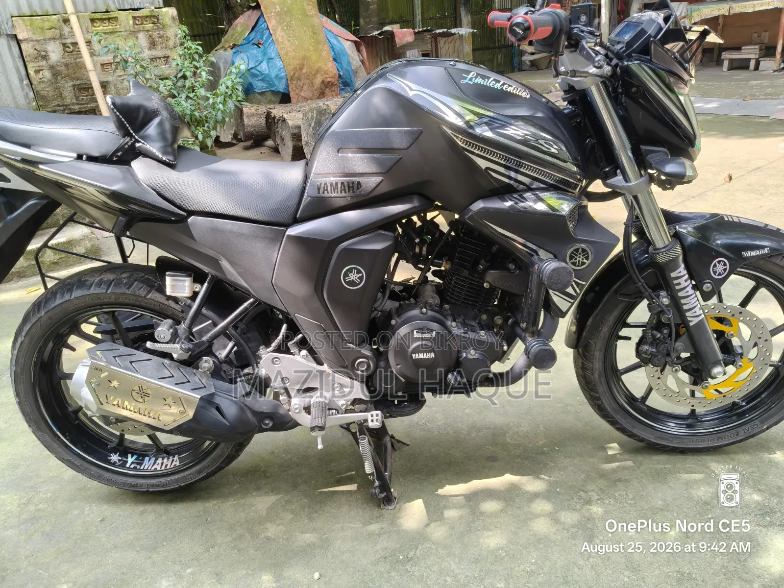 ইয়ামাহা এফজেডএস ভি২ ২০২৪ গ্রে