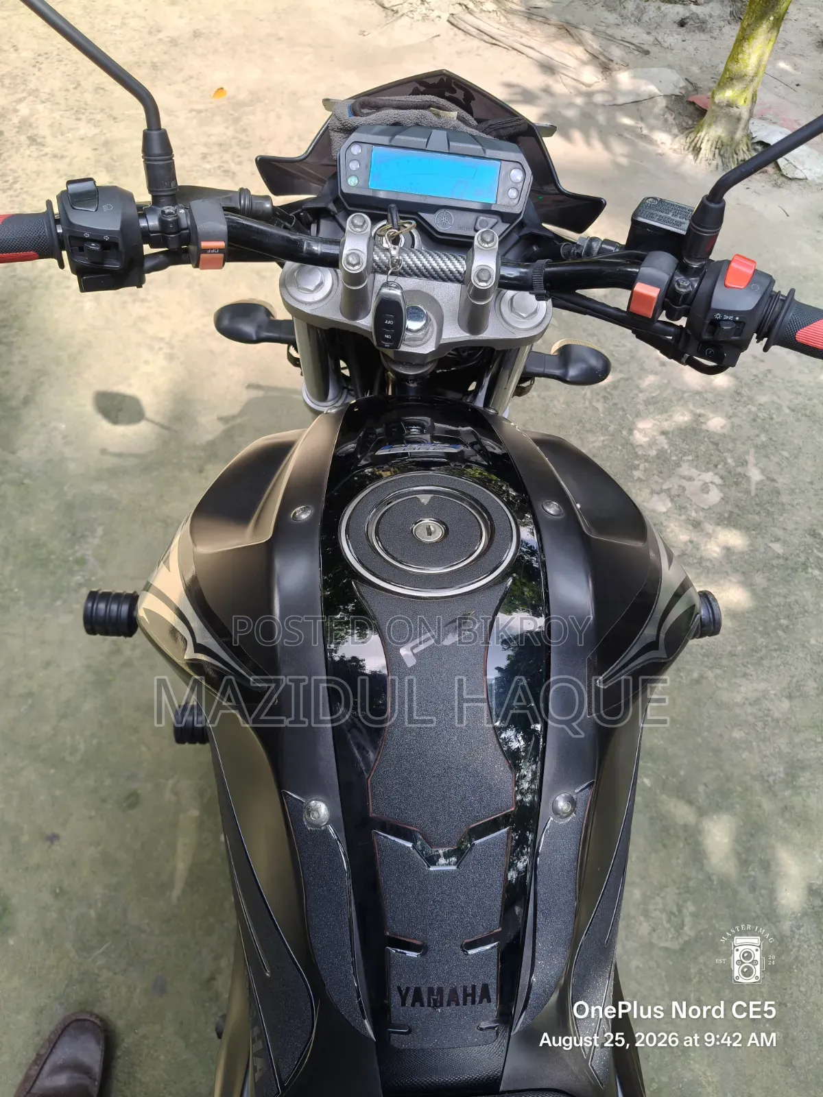 ইয়ামাহা এফজেডএস ভি২ ২০২৪ গ্রে