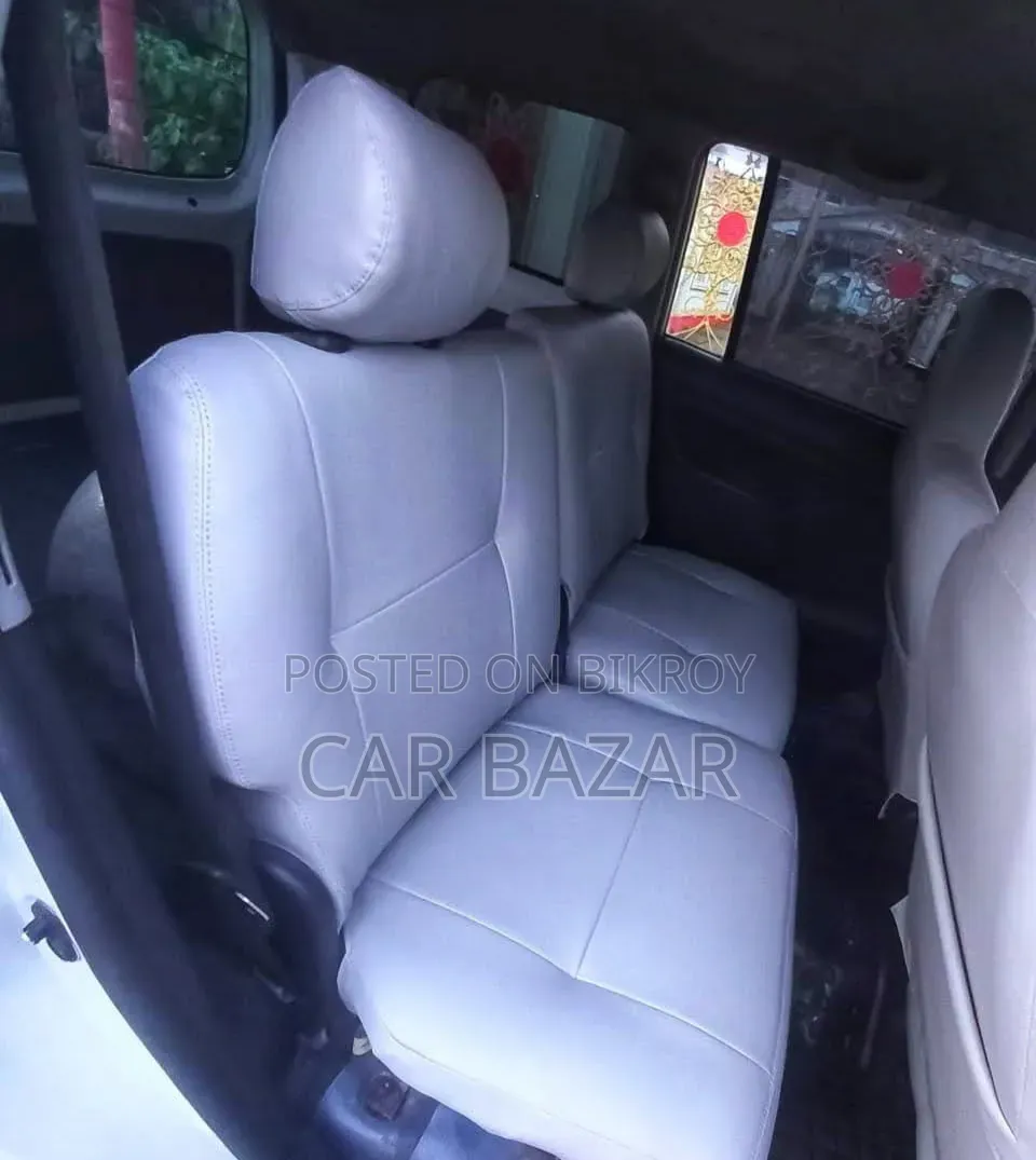 Toyota Probox 1.5 F Extra Package Two-Wheel Drive 2011 White