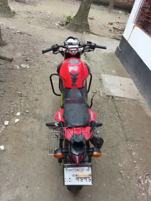 Runner XTREET 150 2016 Red