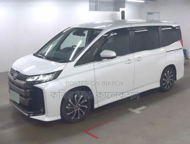 New Toyota Noah 2023 Pearl