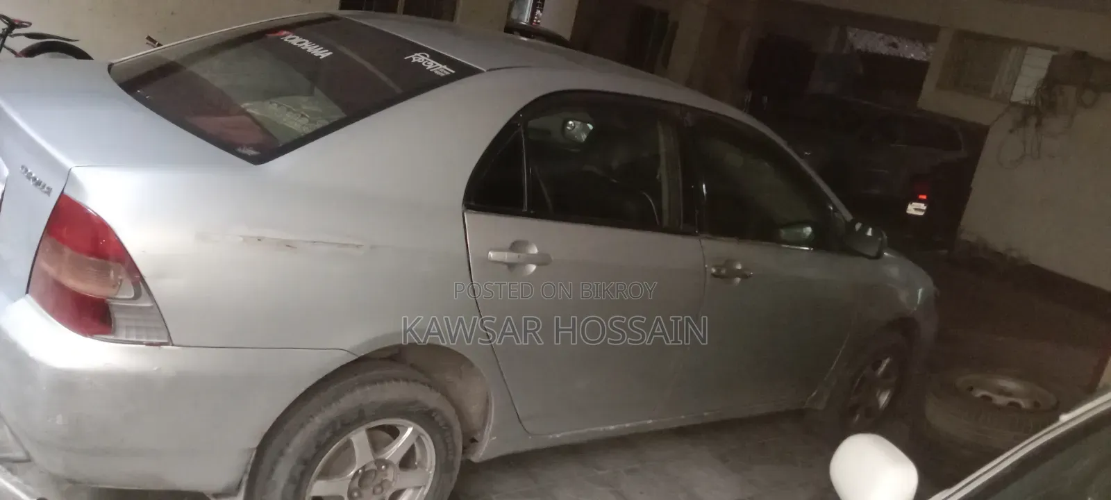 টয়োটা করোল্লা ২০০১ সিলভার