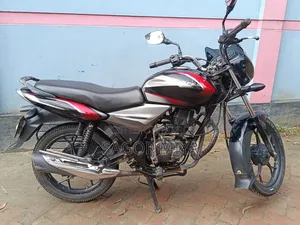 বাজাজ ডিসকভার ১১০ ২০১৮ কালো