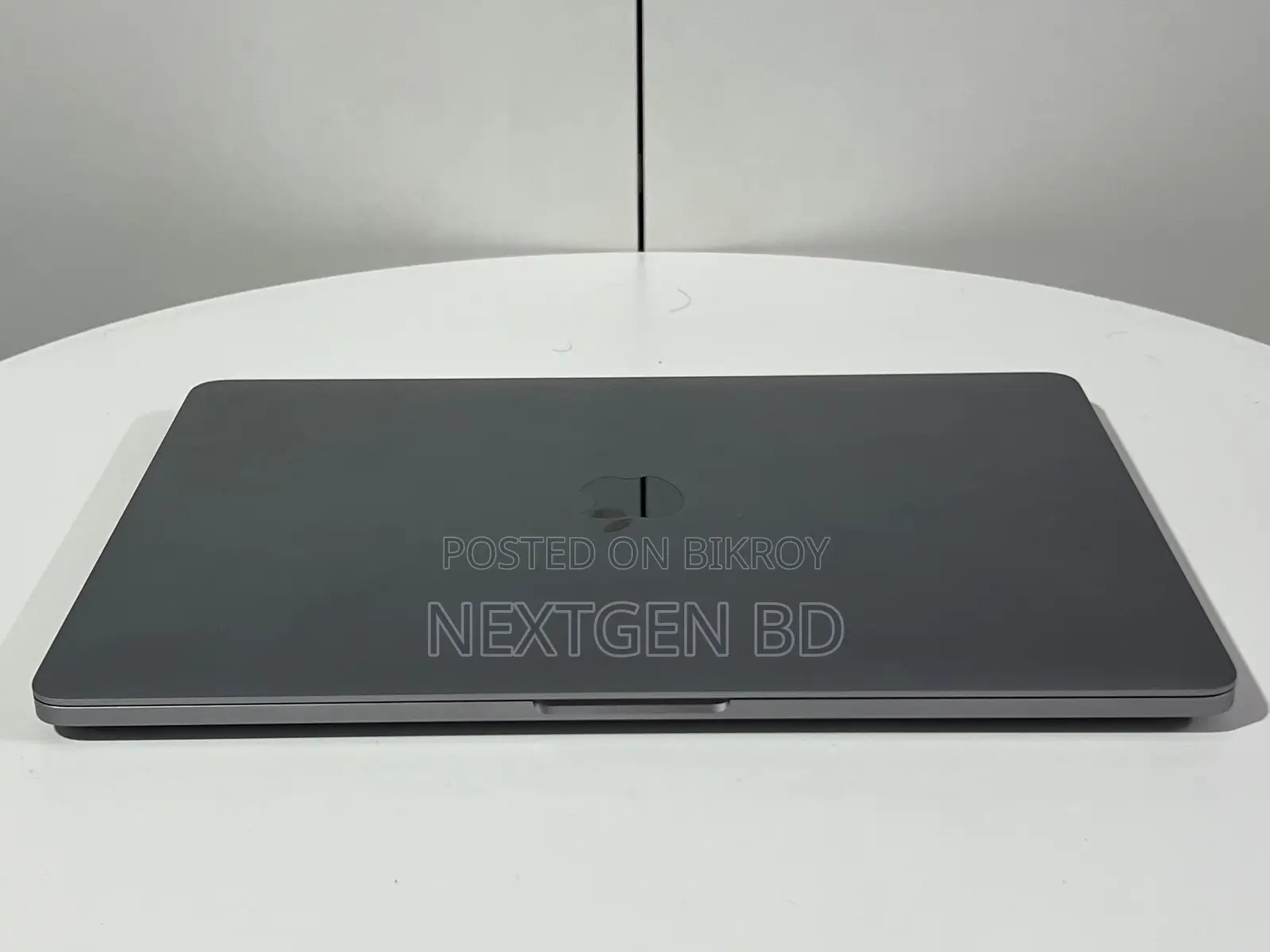 Apple MacBook Pro 2020 Laptop 16GB Intel Core i5 512GB SSD