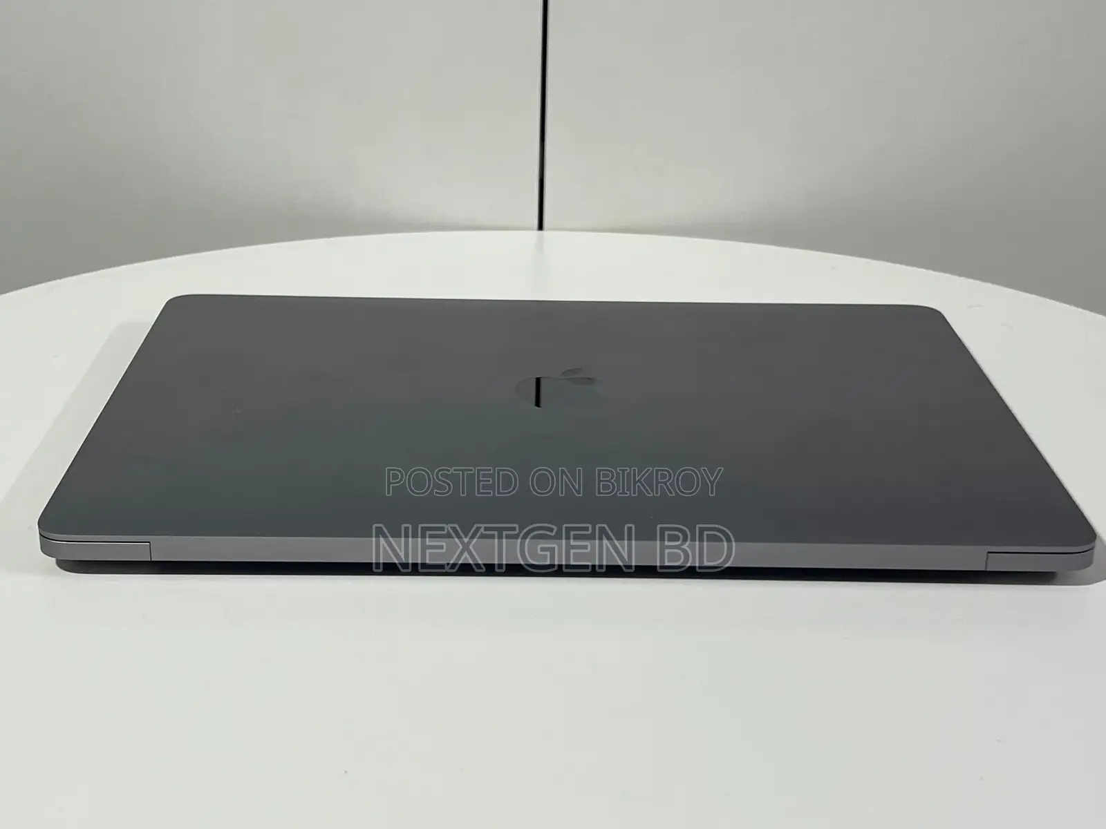 Apple MacBook Pro 2020 Laptop 16GB Intel Core i5 512GB SSD