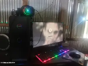 Desktop Computer Gigabyte 8GB AMD Ryzen 5 SSD 500GB