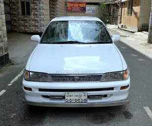 Toyota Corolla Sedan 1994 White