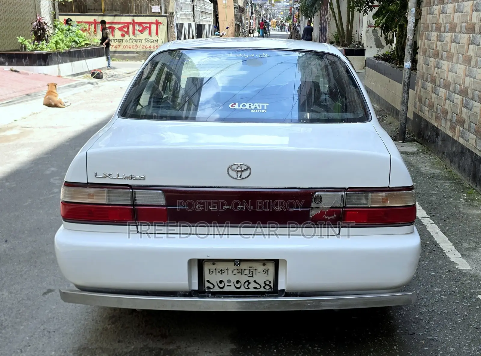 Toyota Corolla Sedan 1994 White