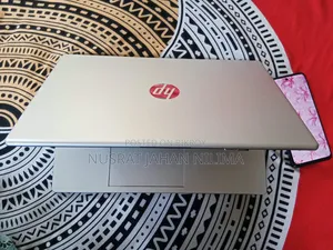 Laptop HP 15 8GB AMD Ryzen 5 SSD 512GB