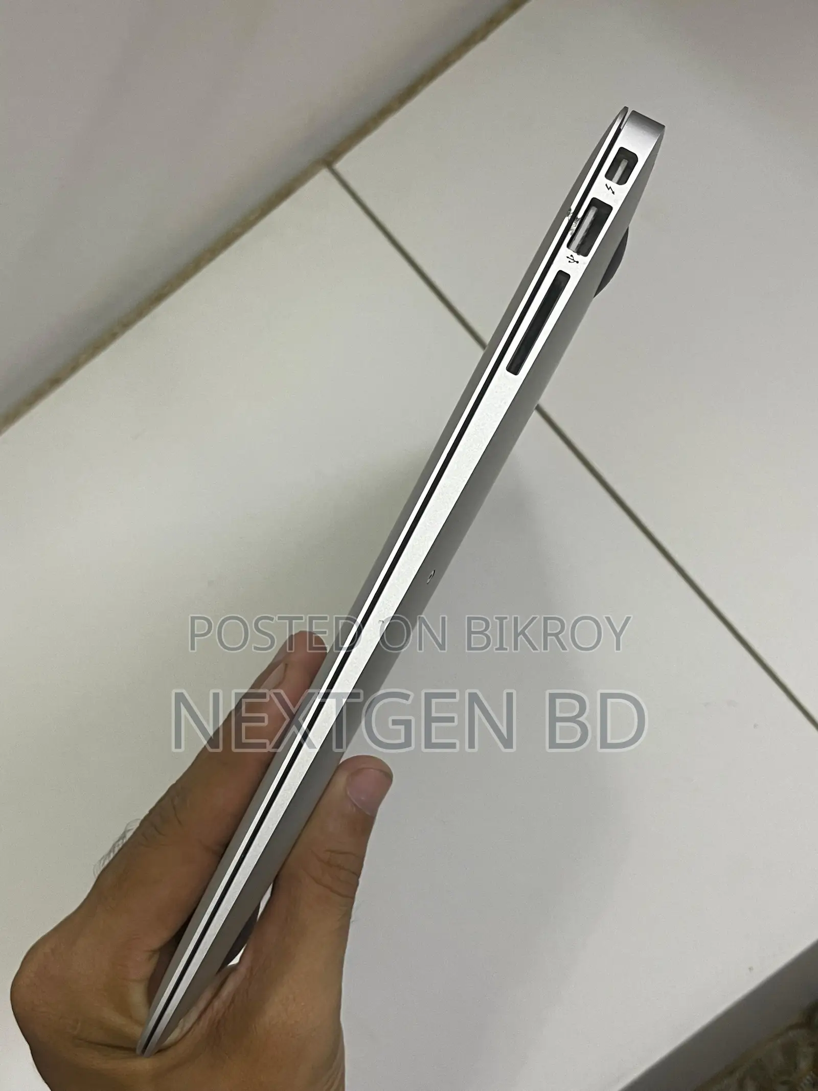 Laptop Apple MacBook Air 2017 8GB Intel Core i5 SSD 128GB