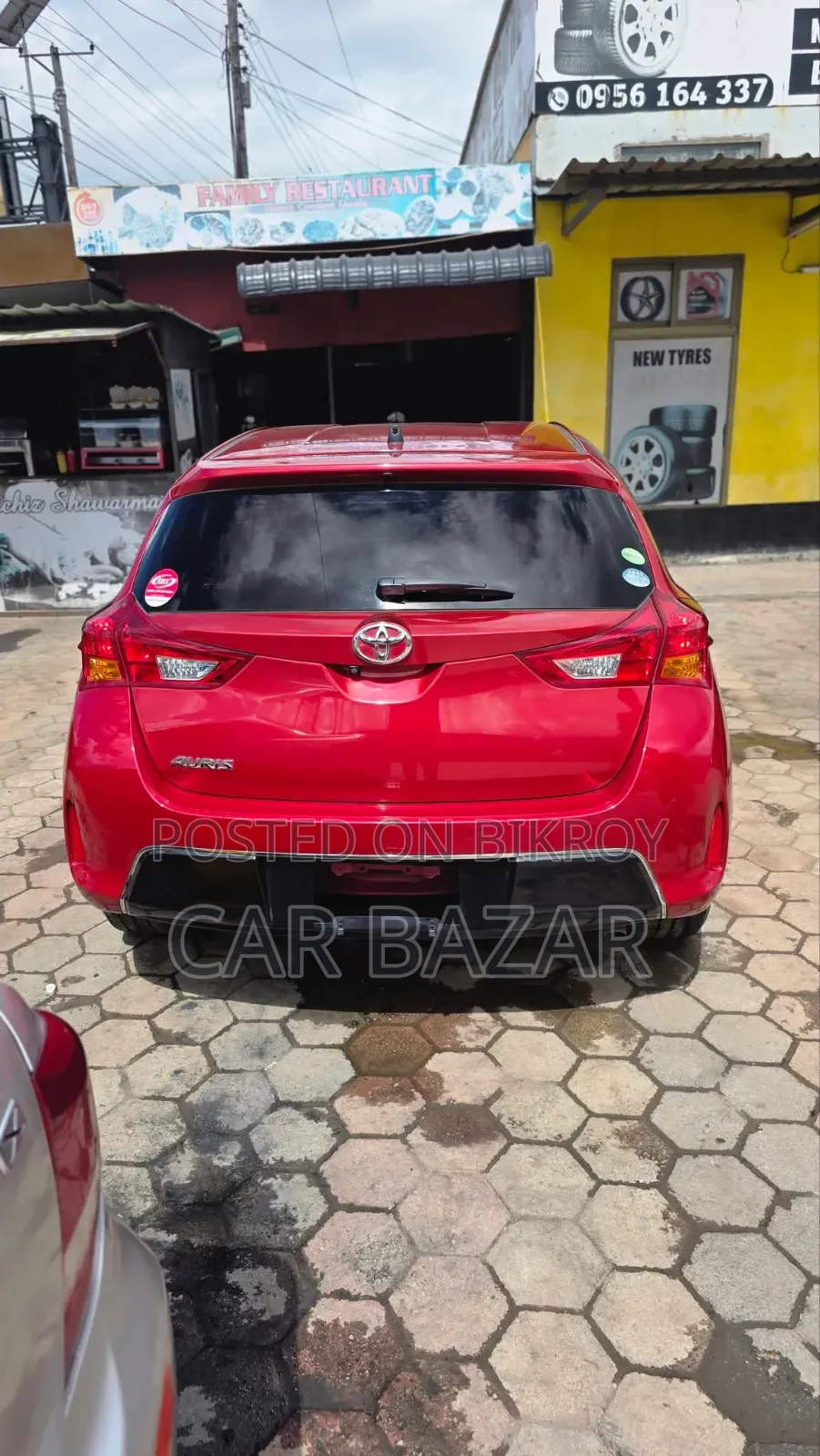 Toyota Auris 2014 Red