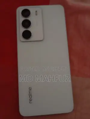 রিয়েলমি ৬৪ জিবি গ্রিন