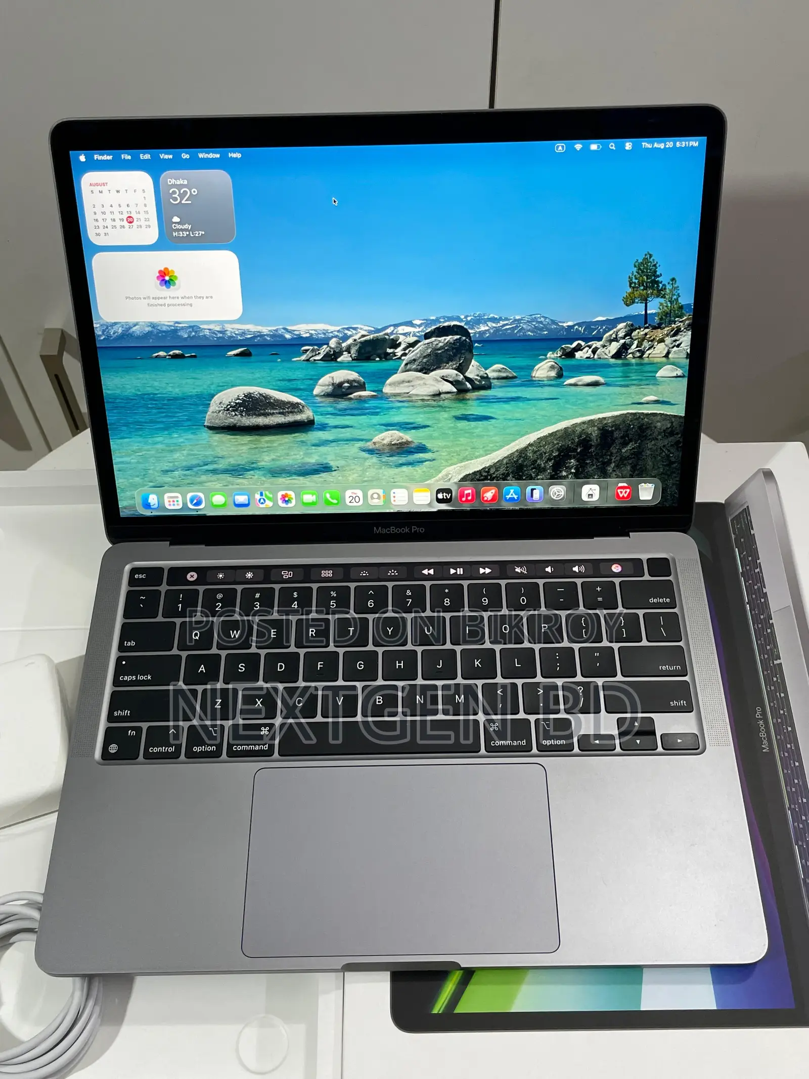 Laptop Apple MacBook Pro 2020 M1 8GB Apple M1 SSD 256GB