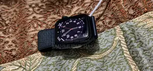 Apple Watch SE 2 2nd Gen