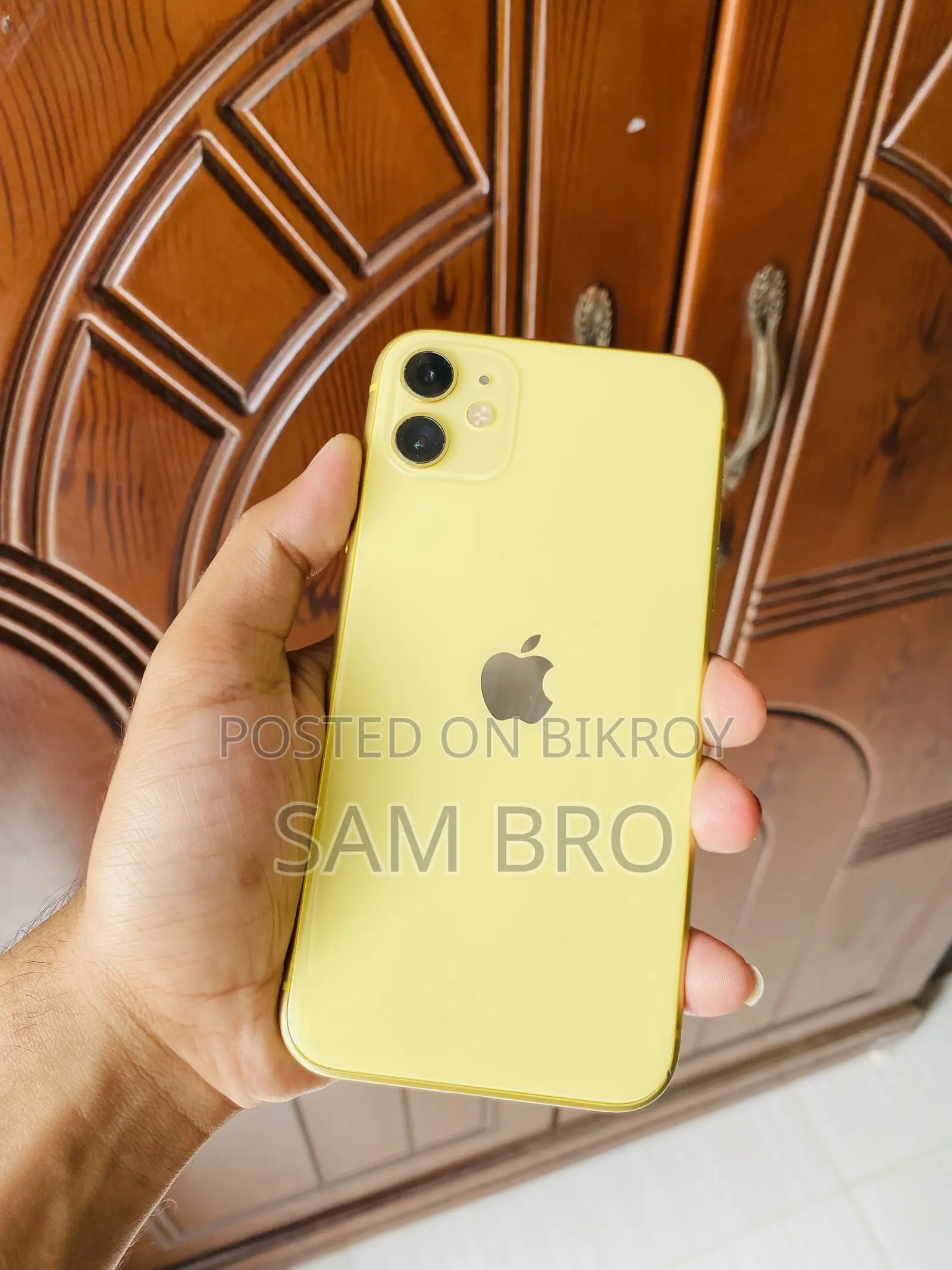 Apple iPhone 11 128 GB Yellow