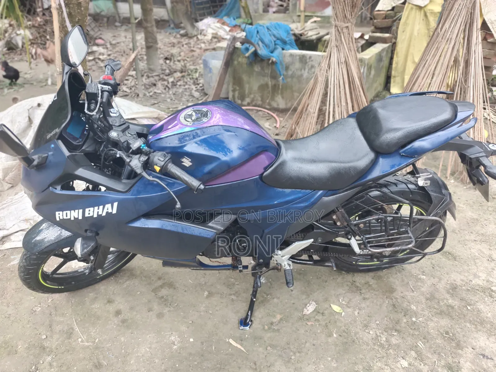 Suzuki Gixxer SF 2023