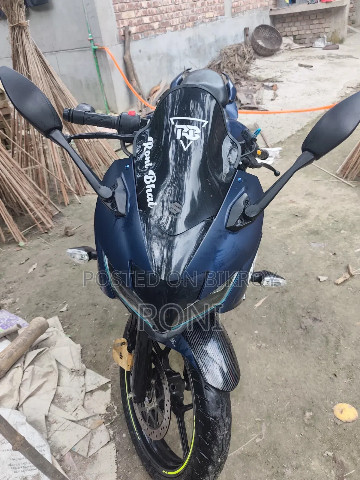 Suzuki Gixxer SF 2023