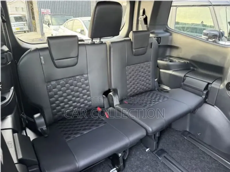 New Toyota Voxy 2026 Pearl