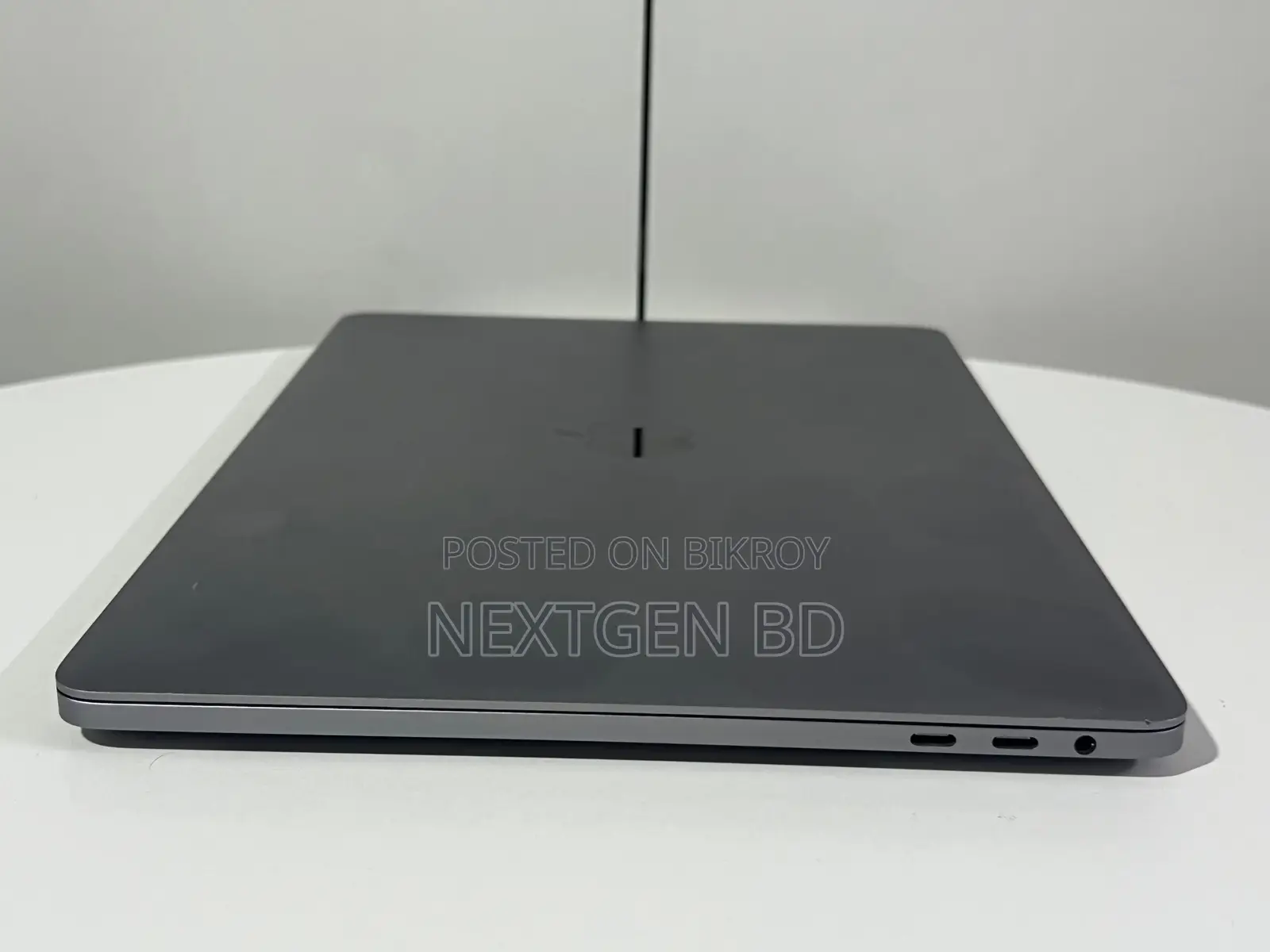 Laptop Apple MacBook Pro 2018 16GB Intel Core I5 SSD 512GB