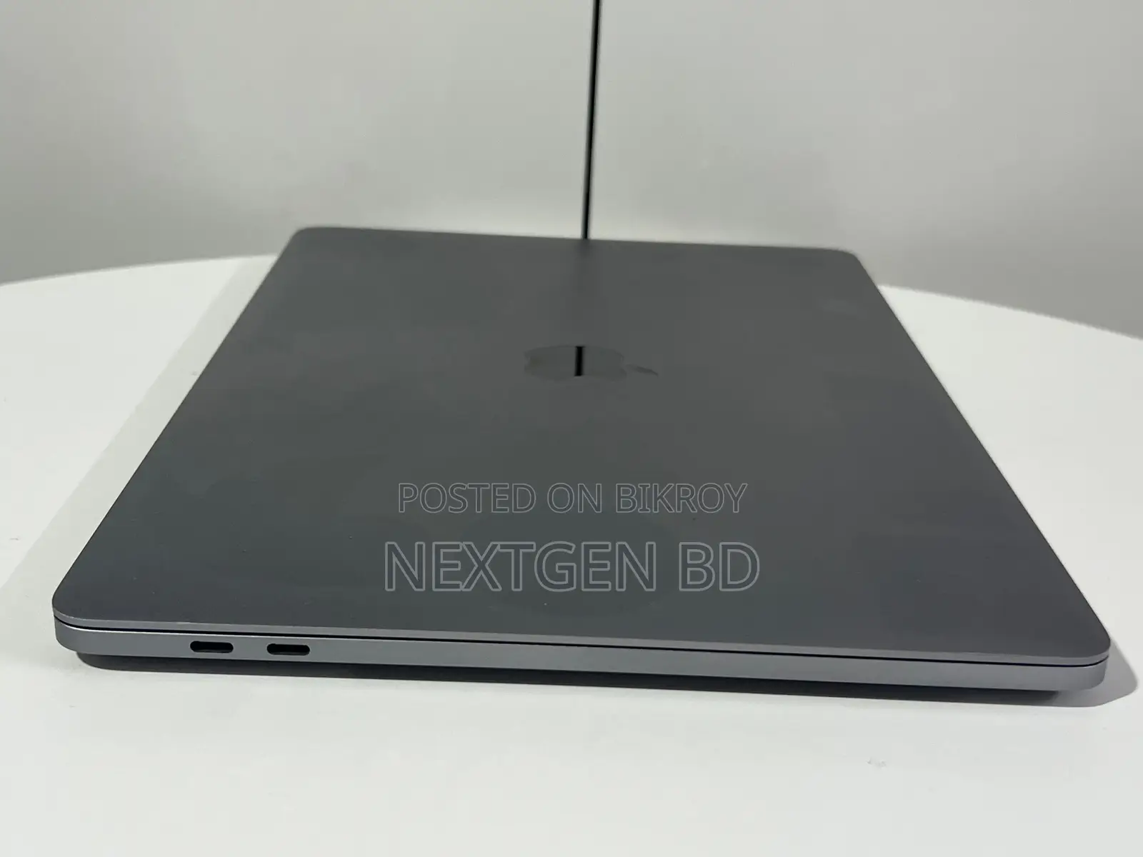Laptop Apple MacBook Pro 2018 16GB Intel Core I5 SSD 512GB