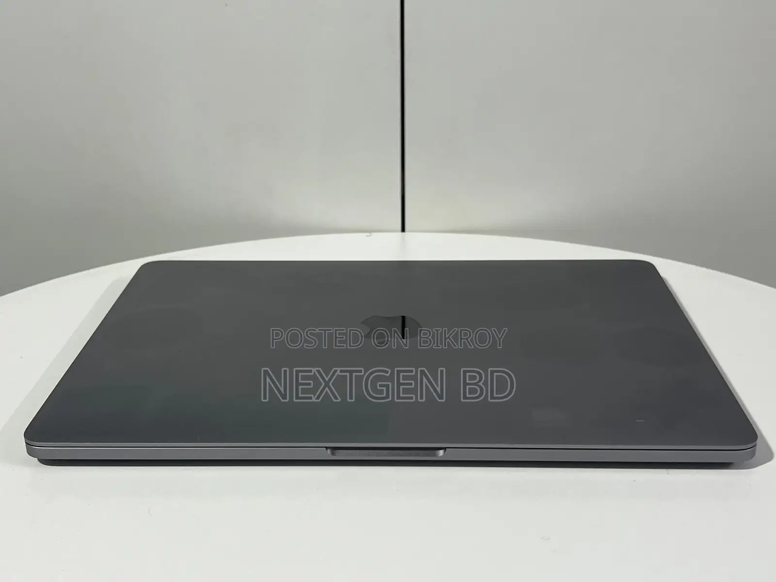 Laptop Apple MacBook Pro 2018 16GB Intel Core I5 SSD 512GB
