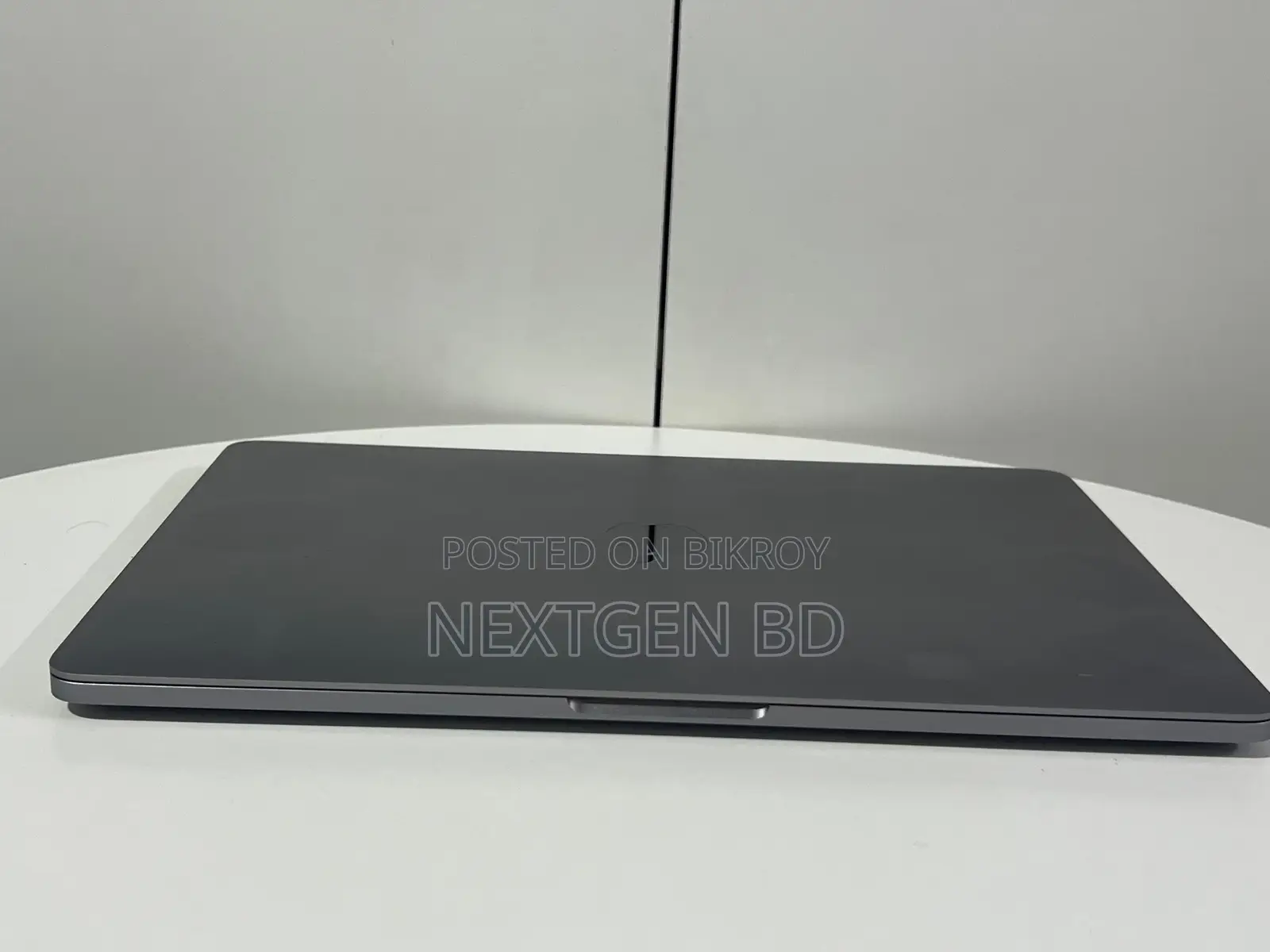 Laptop Apple MacBook Pro 2018 16GB Intel Core I5 SSD 512GB