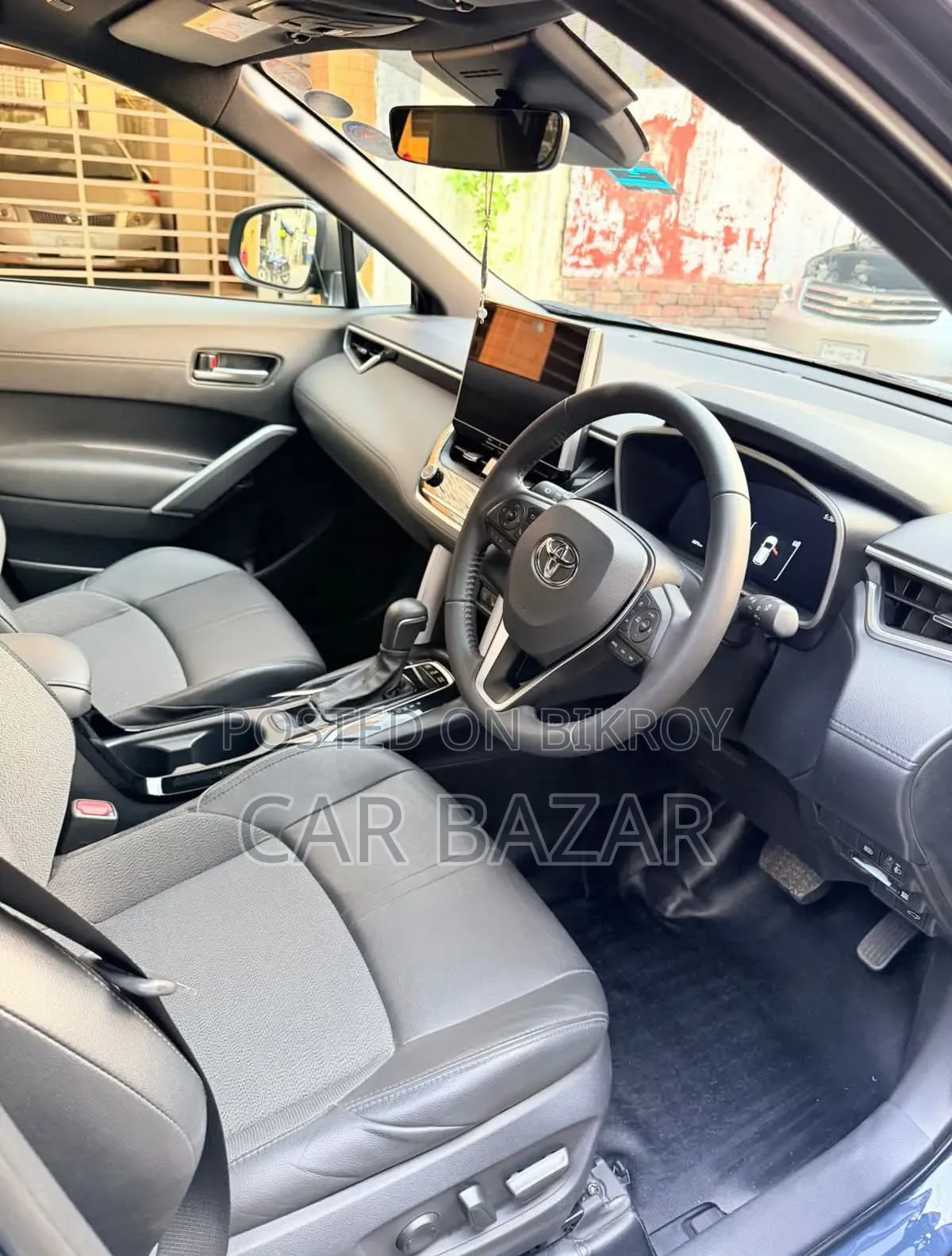 Toyota Corolla Cross LE 2025 Gray