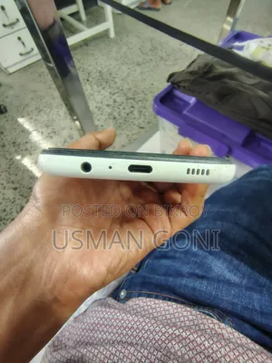 স্যামসাং গ্যালাক্সি এ১২ ১২৮ জিবি সাদা