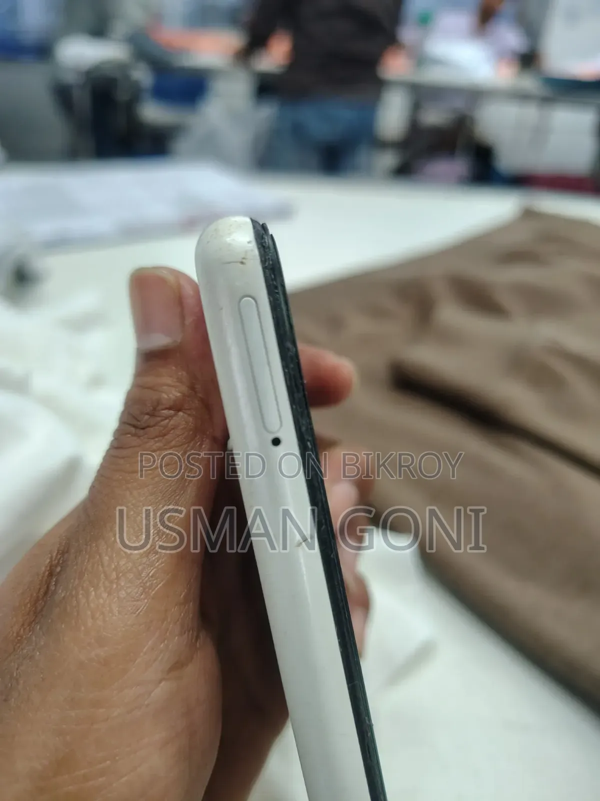 স্যামসাং গ্যালাক্সি এ১২ ১২৮ জিবি সাদা