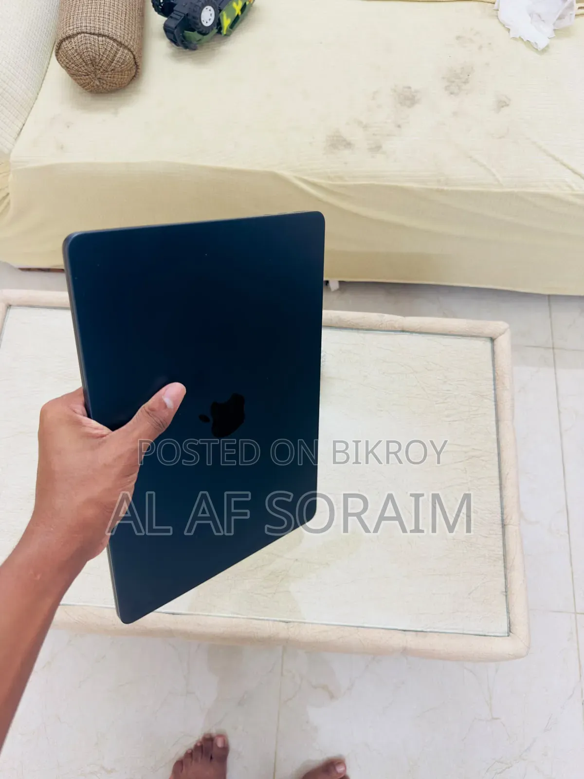 ল্যাপটপ অ্যাপল ম্যাকবুক এয়ার ২০২৩ এম২ ৮জিবি অ্যাপল এম২ এসএসডি ২৫৬জিবি