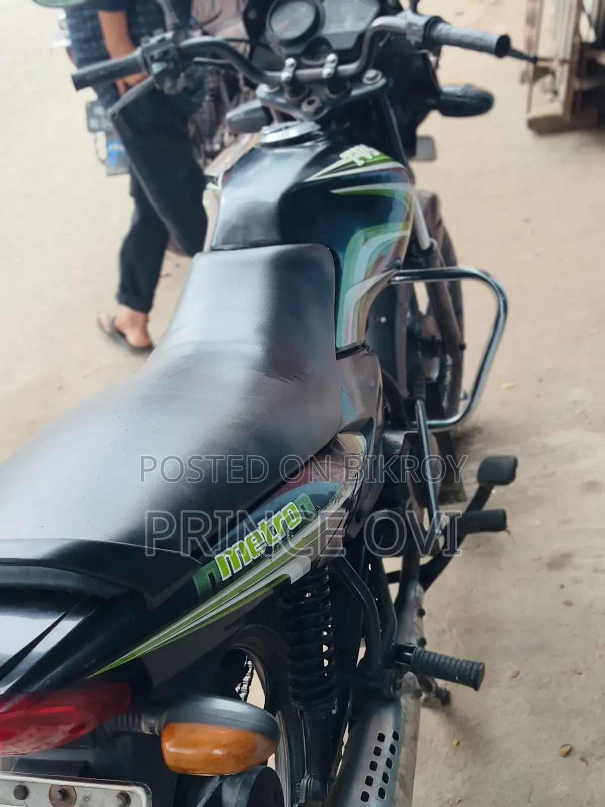 TVS Metro 2015 Green