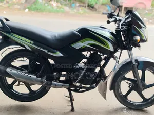 TVS Metro 2015 Green