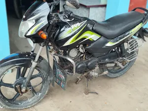 TVS Metro 2015 Green