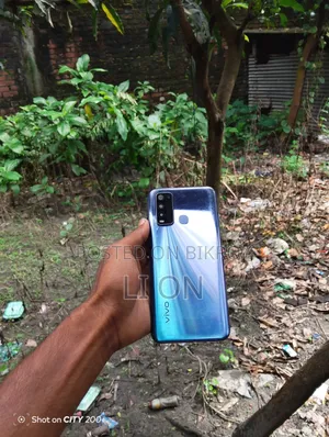 Vivo Y50 128 GB Blue