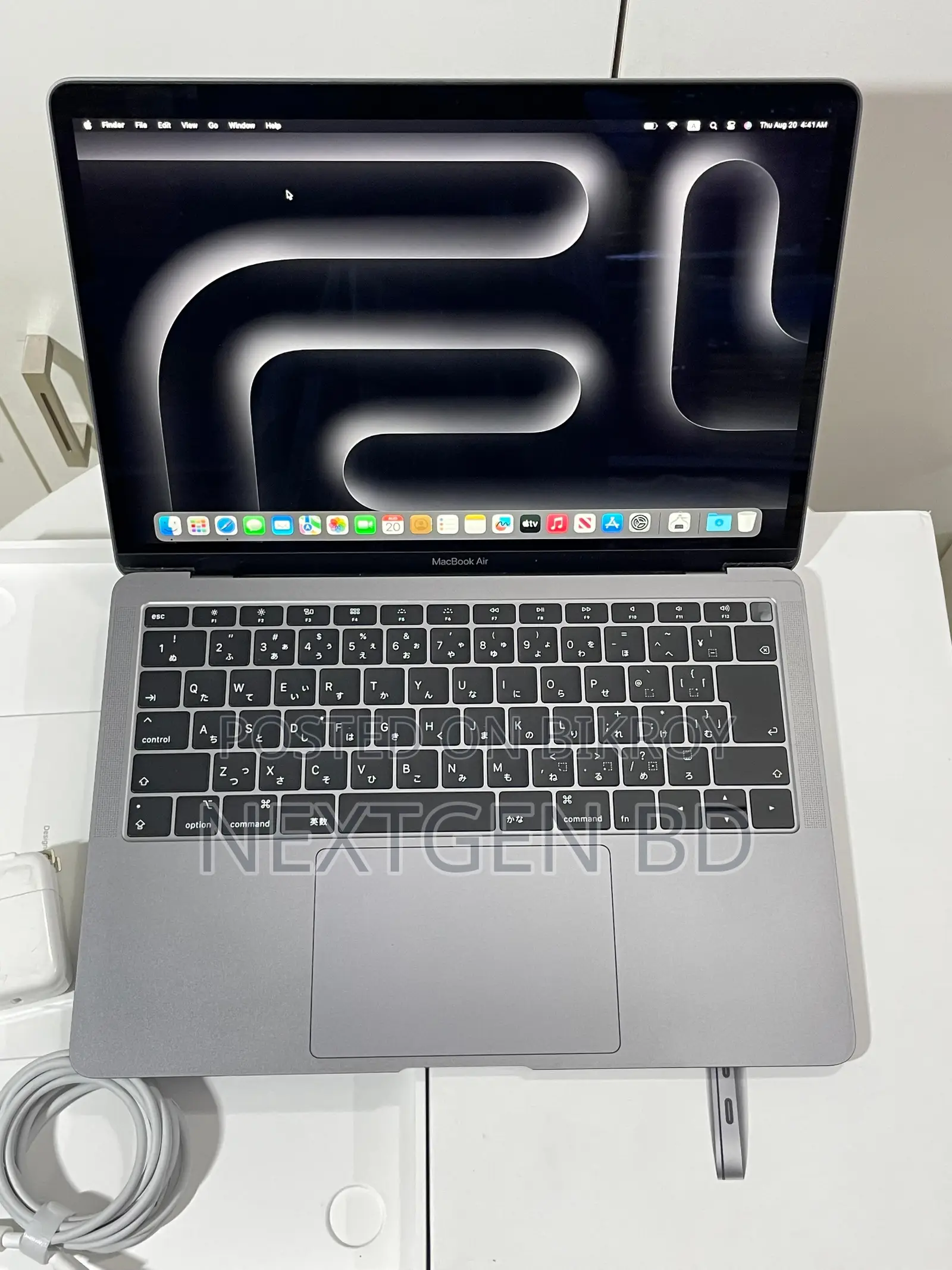 Laptop Apple MacBook Air 2018 8GB Intel Core i5 SSD 256GB