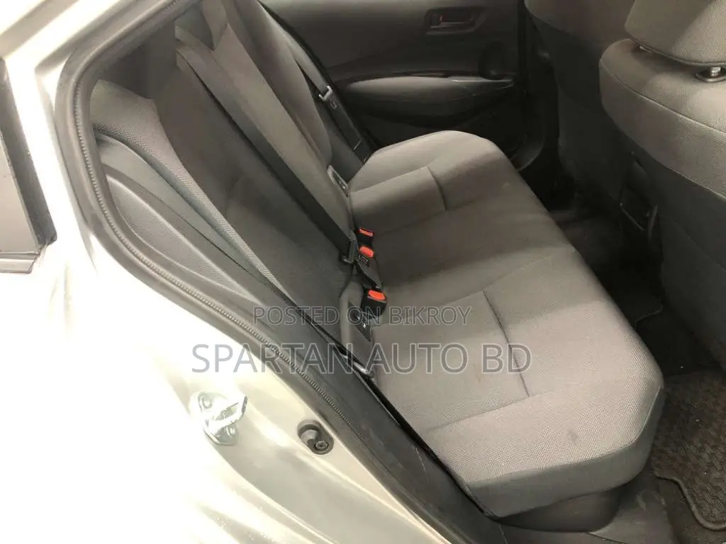 Toyota Corolla L 2020 Silver
