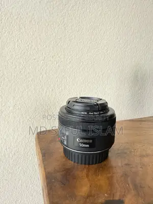 Urgent Sell: Canon EOS 250D + Canon 50mm F/1.8 STM Prime Lens