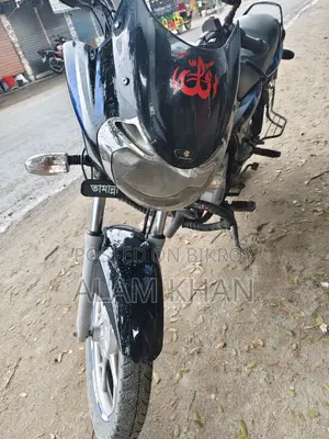 বাজাজ ডিসকাভার ১২৫ ২০১৮ নীল